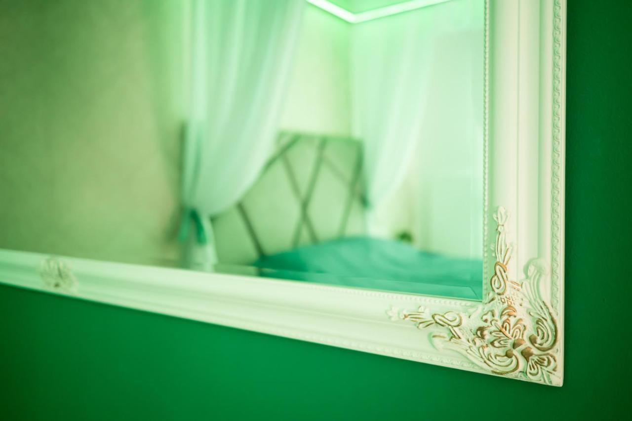 ブカレストAfi Discret Jacuzziアパートメント エクステリア 写真